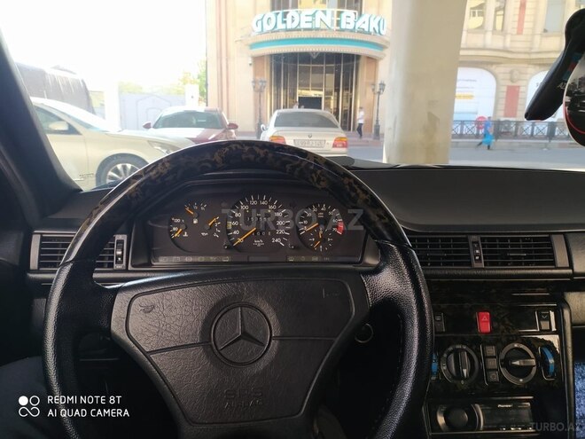 Mercedes 220 E 1994, 380,000 km - 2.2 l - Sumqayıt