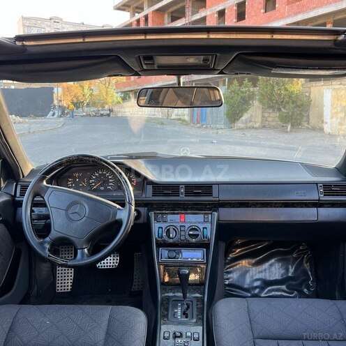 Mercedes 220 E 1994, 380,000 km - 2.2 l - Sumqayıt