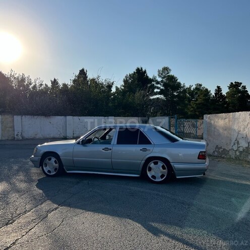 Mercedes 220 E 1994, 380,000 km - 2.2 l - Sumqayıt