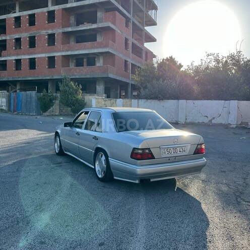 Mercedes 220 E 1994, 380,000 km - 2.2 l - Sumqayıt