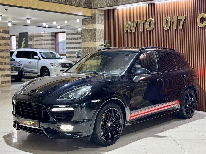 Porsche Cayenne Turbo S 2012, 97,000 km - 4.8 l - Bakı