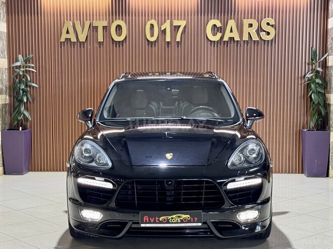 Porsche Cayenne Turbo S 2012, 97,000 km - 4.8 l - Bakı