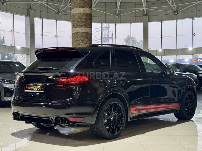 Porsche Cayenne Turbo S 2012, 97,000 km - 4.8 l - Bakı