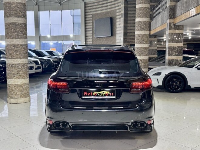 Porsche Cayenne Turbo S 2012, 97,000 km - 4.8 l - Bakı