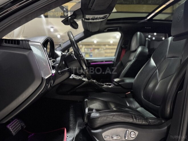 Porsche Cayenne Turbo S 2012, 97,000 km - 4.8 l - Bakı