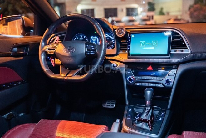 Hyundai Elantra 2016, 159,400 km - 1.6 l - Bakı