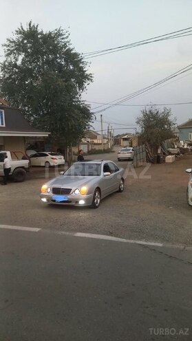 Mercedes E 220 2000, 239,100 km - 2.2 л - İmişli
