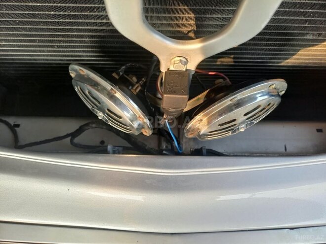 Mercedes E 220 2000, 239,100 km - 2.2 л - İmişli