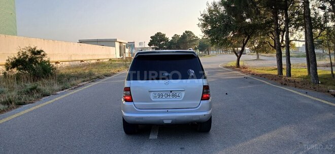Mercedes ML 270 2001, 284,563 km - 2.7 л - Sumqayıt