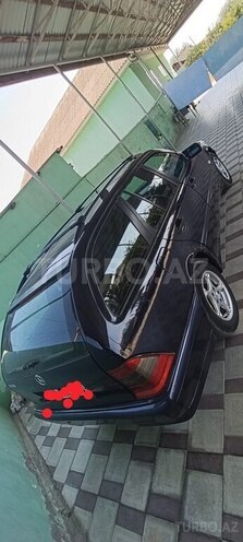 Mercedes C 200 2000, 245,000 km - 2.0 л - Biləsuvar