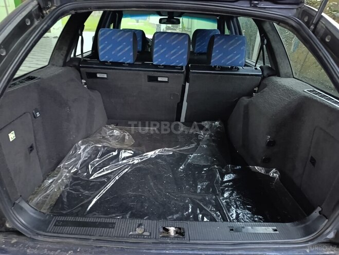 Mercedes C 200 2000, 245,000 km - 2.0 л - Biləsuvar