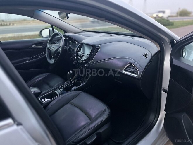 Chevrolet Cruze 2017, 220,000 km - 1.4 l - Şəmkir
