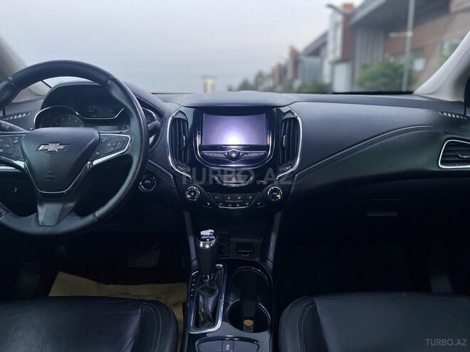 Chevrolet Cruze 2017, 220,000 km - 1.4 l - Şəmkir