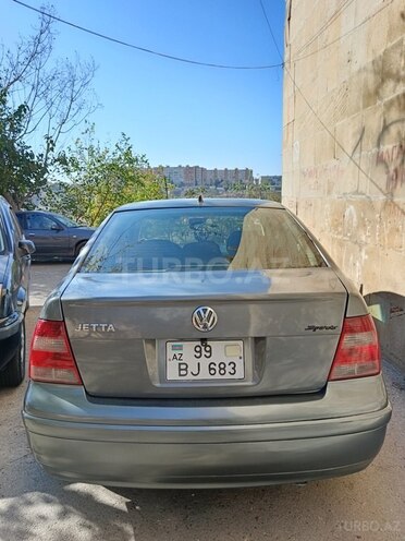 Volkswagen Jetta 2004, 300,000 km - 2.0 л - Bakı