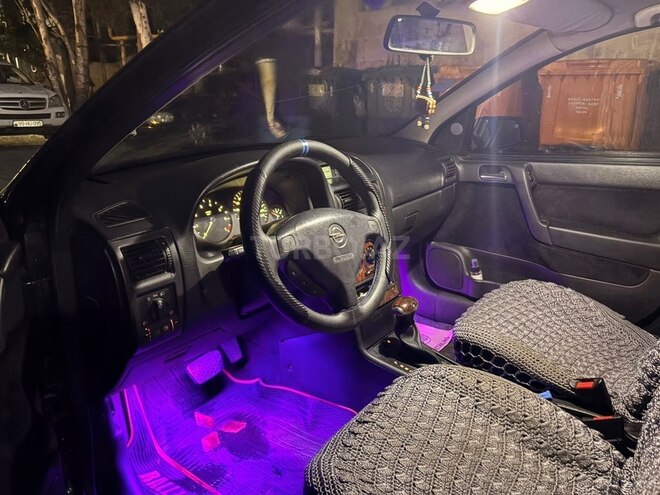 Opel Astra 2000, 266,000 km - 1.8 л - Bakı