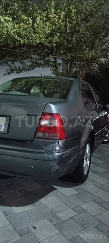 Volkswagen Jetta 2004, 300,000 km - 2.0 л - Bakı