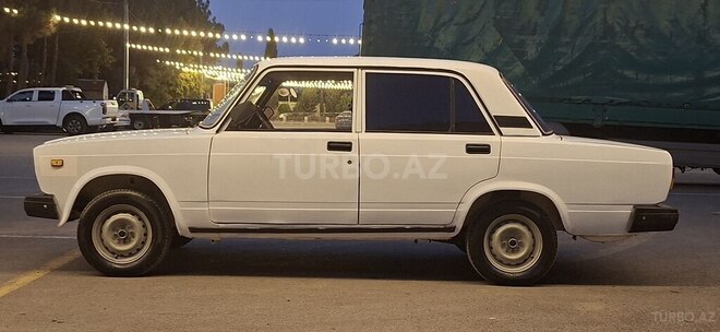LADA (VAZ) 2107 2003, 200,000 km - 1.6 l - Şirvan