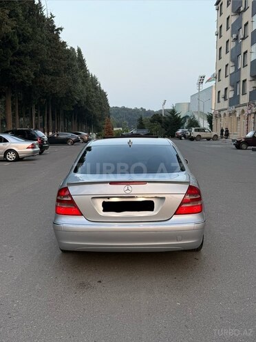 Mercedes E 240 2002, 263,000 km - 2.6 л - Masallı