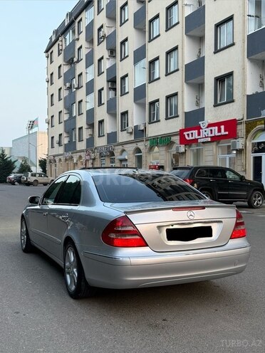 Mercedes E 240 2002, 263,000 km - 2.6 л - Masallı