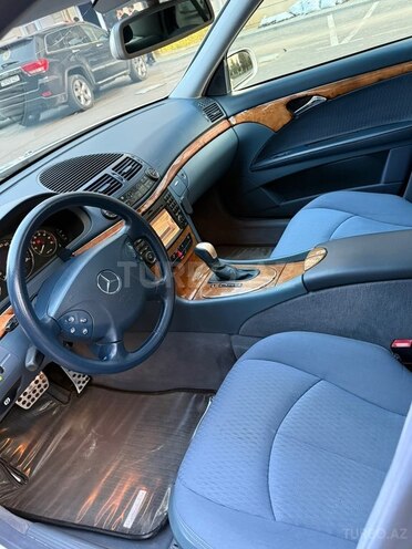 Mercedes E 240 2002, 263,000 km - 2.6 л - Masallı