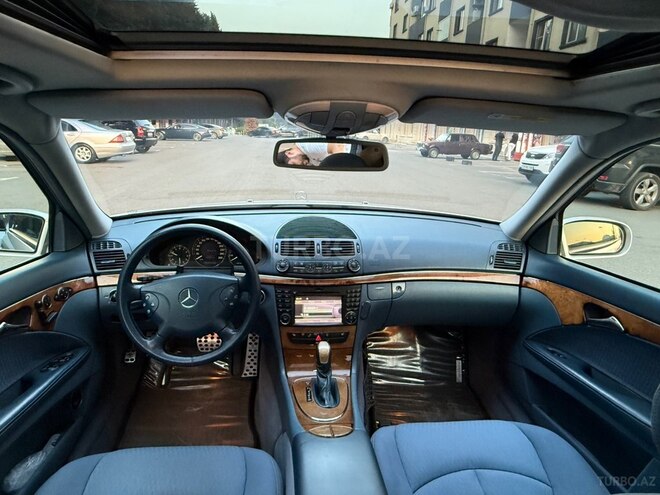 Mercedes E 240 2002, 263,000 km - 2.6 л - Masallı