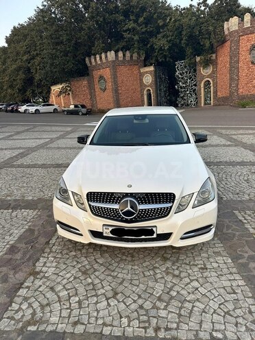 Mercedes E 220 2012, 308,000 km - 2.1 л - Tovuz