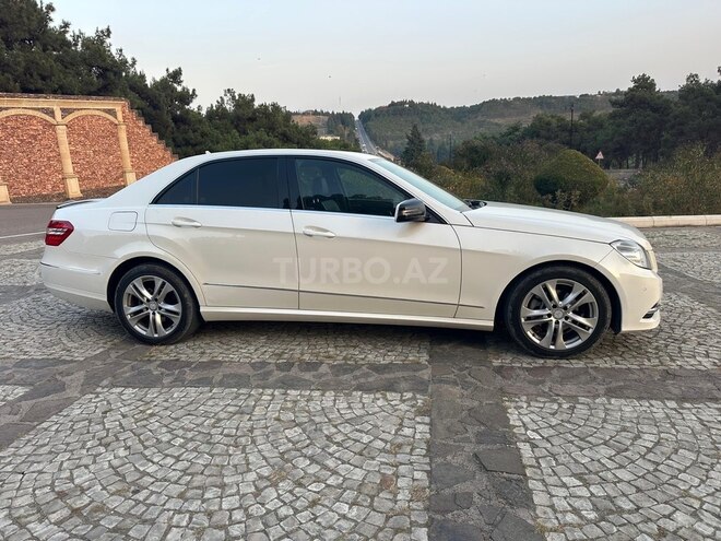 Mercedes E 220 2012, 308,000 km - 2.1 л - Tovuz