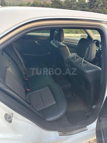 Mercedes E 220 2012, 308,000 km - 2.1 л - Tovuz