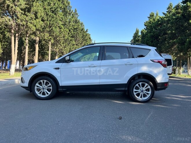 Ford Escape 2018, 259,000 km - 1.5 l - Bakı