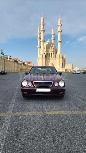 Mercedes E 240 1999, 420,000 km - 2.4 l - Bakı