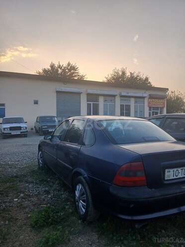 Opel Vectra 1997, 145,457 km - 1.8 l - Mingəçevir
