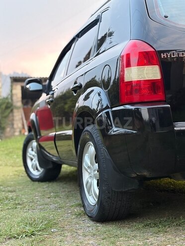 Hyundai Tucson 2008, 121,092 km - 2.0 l - Astara