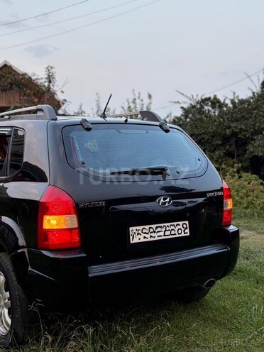 Hyundai Tucson 2008, 121,092 km - 2.0 l - Astara