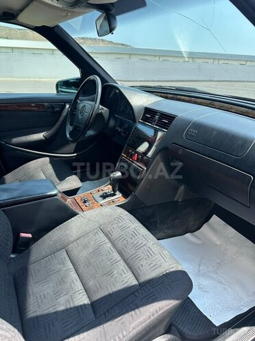 Mercedes C 240 1998, 286,920 km - 2.4 л - Bakı