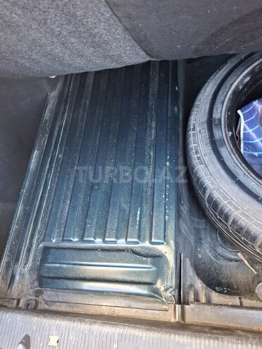 Mercedes E 320 2001, 460,000 km - 3.2 l - Bakı