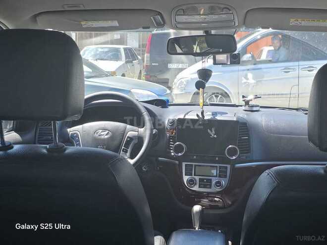 Hyundai Santa Fe 2011, 360,000 km - 2.0 л - Quba