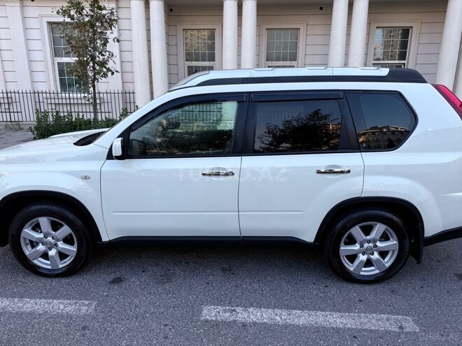 Nissan X-Trail 2010, 307,000 km - 2.5 l - Bakı