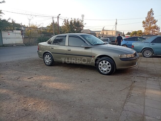 Opel Vectra 1998, 290,000 km - 2.0 л - Sumqayıt