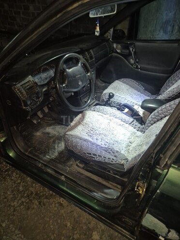 Opel Vectra 1996, 541,300 km - 1.7 l - Göygöl
