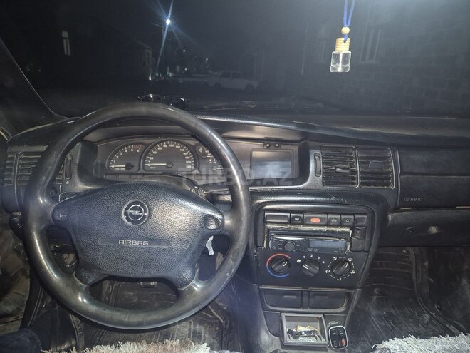 Opel Vectra 1996, 541,300 km - 1.7 l - Göygöl