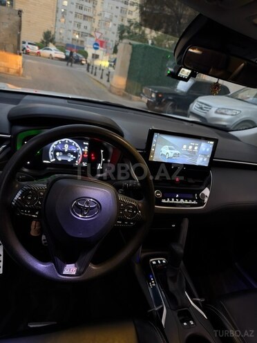 Toyota Corolla Cross 2024, 37,500 km - 2.0 л - Bakı