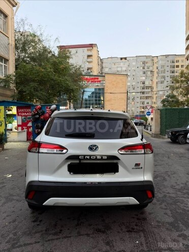 Toyota Corolla Cross 2024, 37,500 km - 2.0 л - Bakı