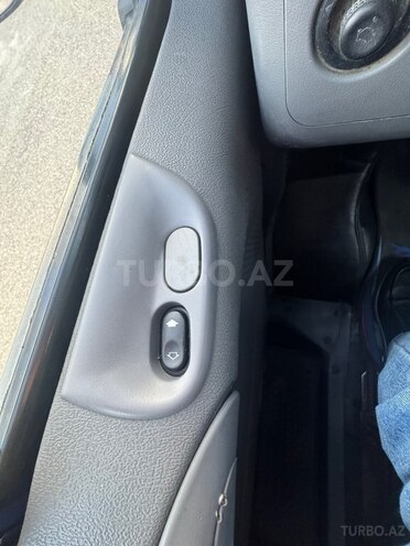 Ford Transit 1998, 525,000 km - 2.5 l - Quba