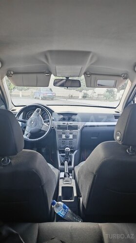 Opel Astra 2006, 228,000 km - 1.4 l - Xaçmaz
