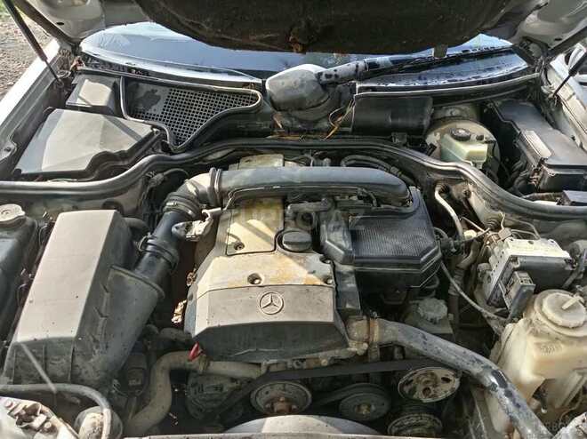 Mercedes E 230 1996, 376,000 km - 2.3 l - Bakı