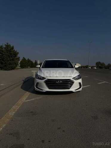 Hyundai Elantra 2017, 273,588 km - 2.0 л - Bakı