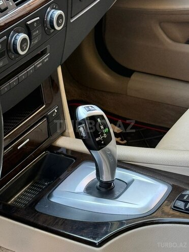 BMW 530 2009, 345,000 km - 3.0 l - Bakı