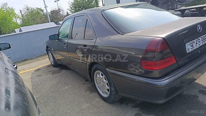 Mercedes C 180 1999, 490,000 km - 1.8 л - Salyan