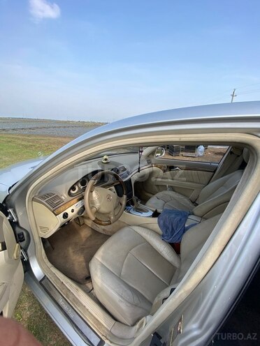 Mercedes E 320 2004, 291,000 km - 3.2 l - Masallı
