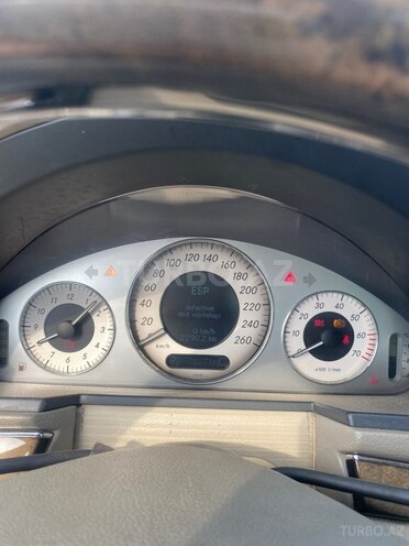 Mercedes E 320 2004, 291,000 km - 3.2 l - Masallı
